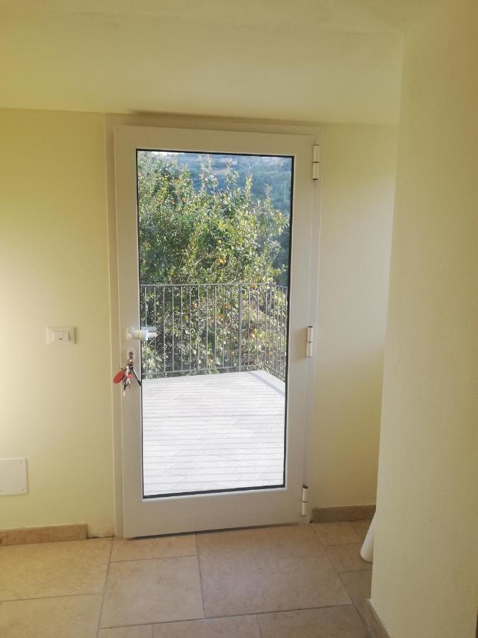 La Torretta Di Piero Con Terrazzi E Parcheggio Privato Citra Zero Zero Ottanta 31Lst0282 Leilighet Imperia Eksteriør bilde