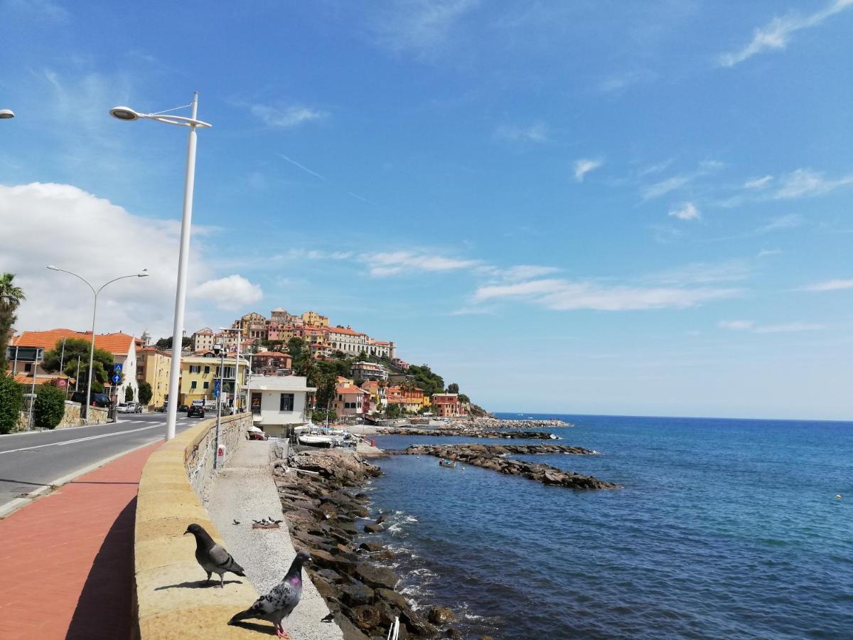 La Torretta Di Piero Con Terrazzi E Parcheggio Privato Citra Zero Zero Ottanta 31Lst0282 Leilighet Imperia Eksteriør bilde