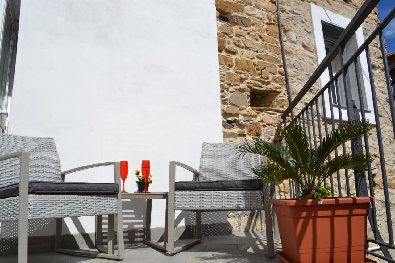 La Torretta Di Piero Con Terrazzi E Parcheggio Privato Citra Zero Zero Ottanta 31Lst0282 Leilighet Imperia Eksteriør bilde