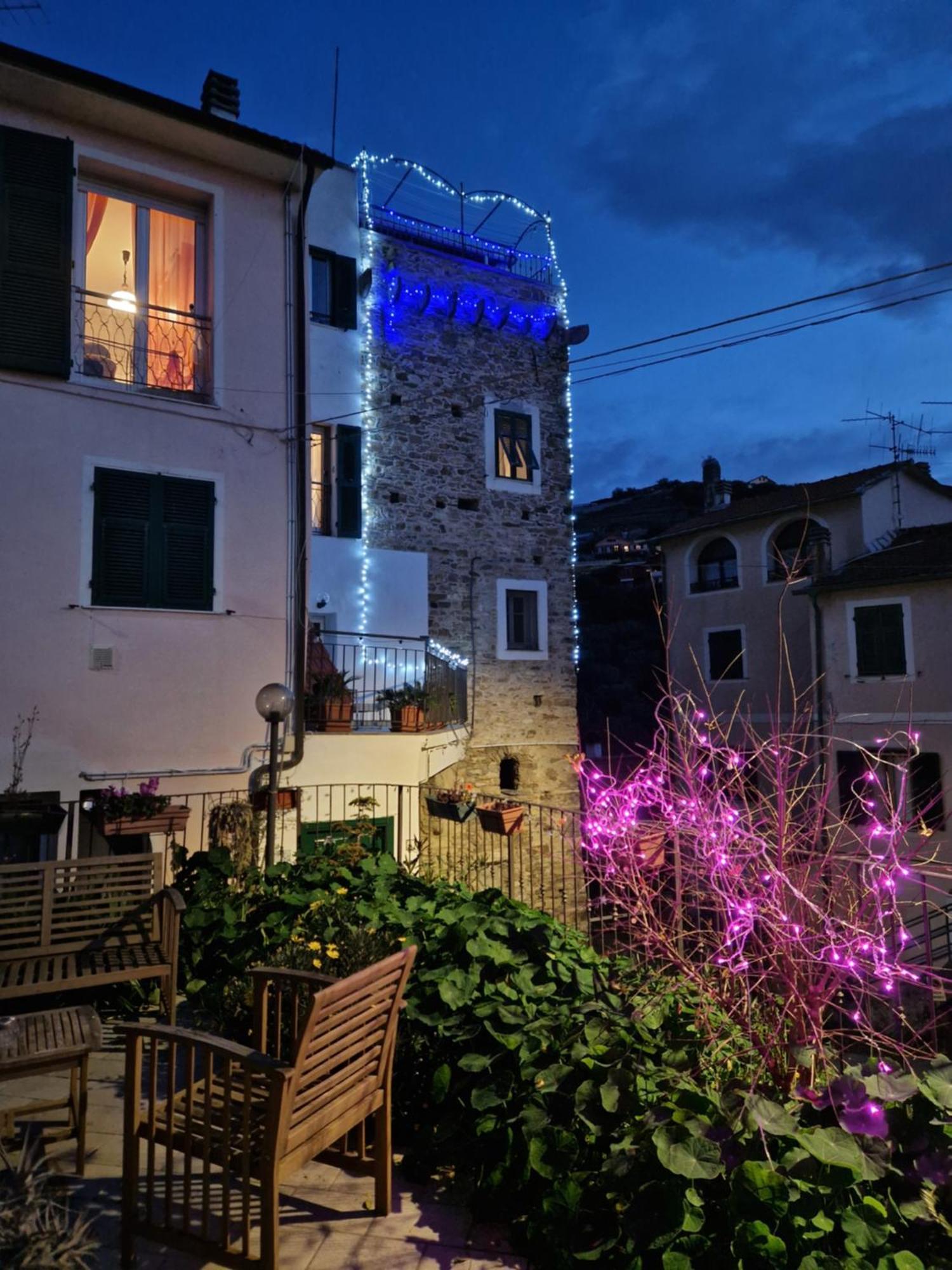 La Torretta Di Piero Con Terrazzi E Parcheggio Privato Citra Zero Zero Ottanta 31Lst0282 Leilighet Imperia Eksteriør bilde